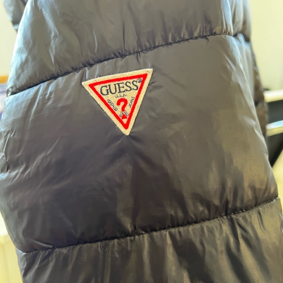 GUESS Men’s mid-weight puffer jacket - Picture 6 of 8